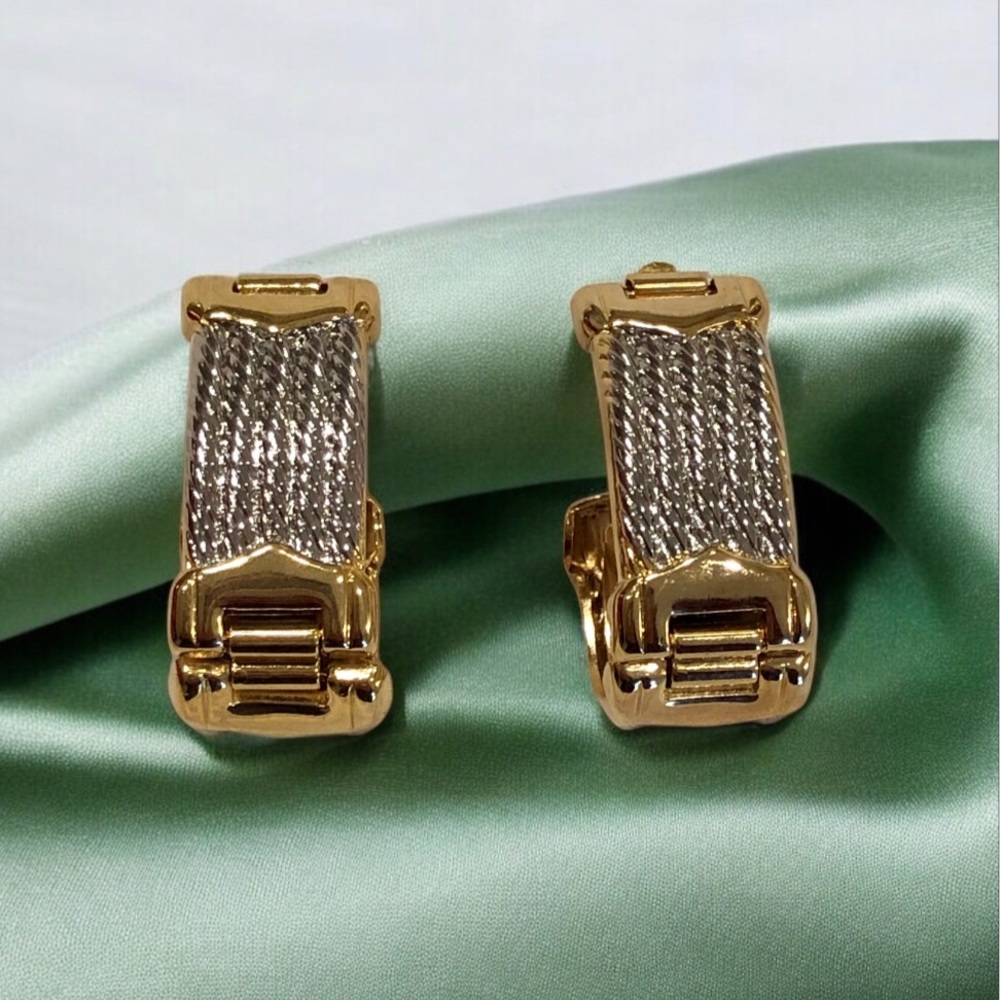 Vintage 1980’s Gold & Silver Toned Metals Sparkling Hoop Clip Earrings